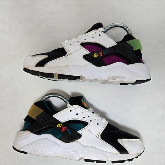 Nike Huarache Run GS Youth Peace Love Edition DM8156-100 Sz 6.5Y Multiple Colors - Picture 2 of 7